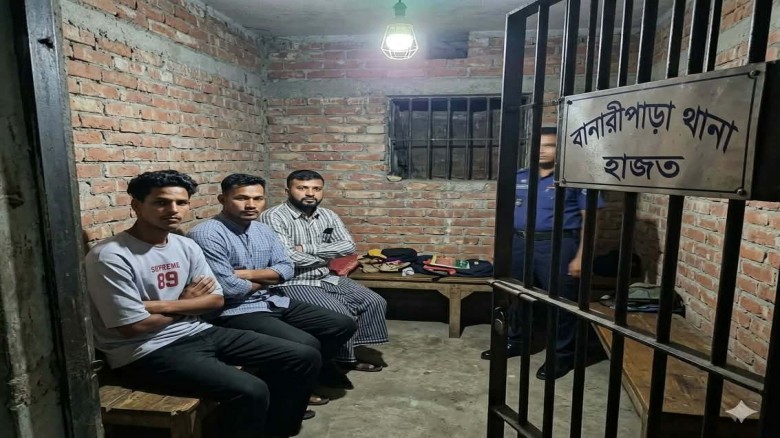 দুই লাখ টাকা দিলে মেম্বার বানাবো...