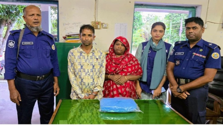 উজিরপুরে পুলিশের সাঁড়াশি অভিযান: এক কেজি গাঁজাসহ দুই মাদককারবারি গ্রেফতার